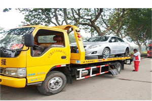 西坝河附近24小时汽车拖车服务热线